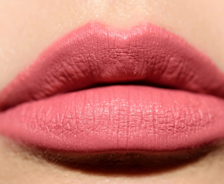 MAC Cosmetics Matte Lipstick Come Over 3gr képe 3